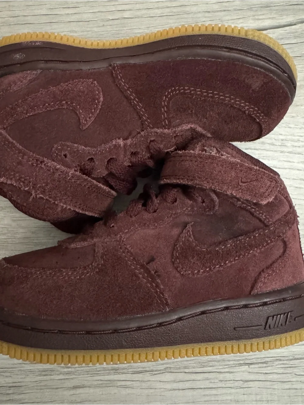 Nike Air Force 1 Mid LV8 Burgundy Crush 859338-600 Toddler Shoes size 8C RARE
